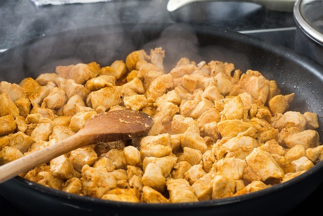  Frying Exotic Flavored Chicken