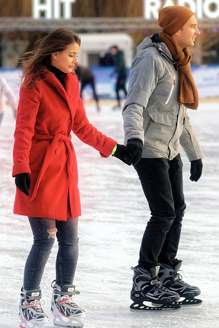 Skating with a partner in a dream 