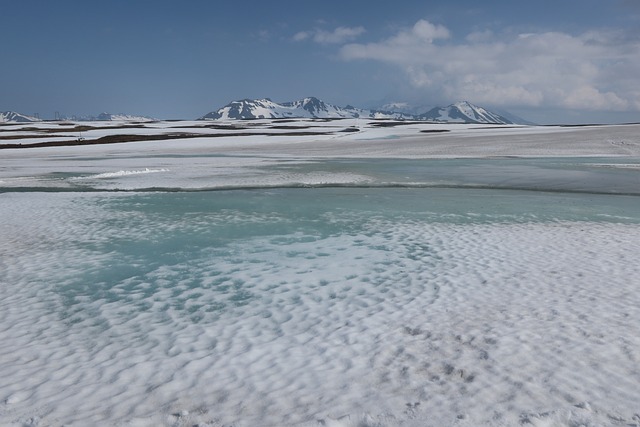  Melting Snow