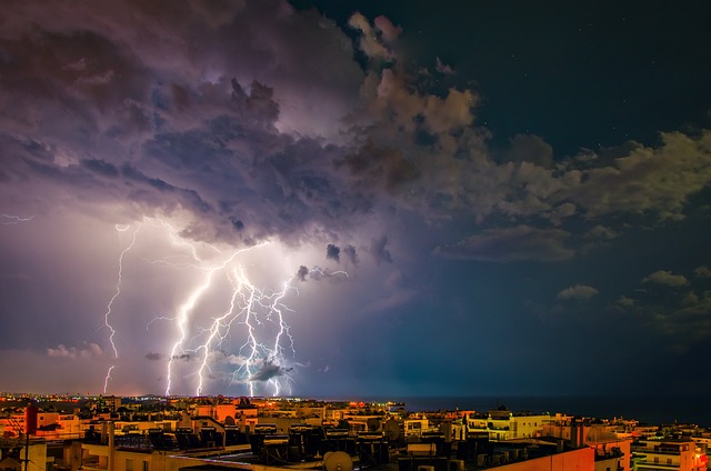 Thunderous Lightning Display