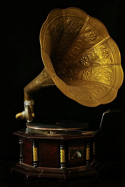 Performing on Stage with a Gramophone