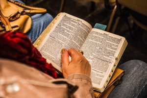 Reading Sacred Texts